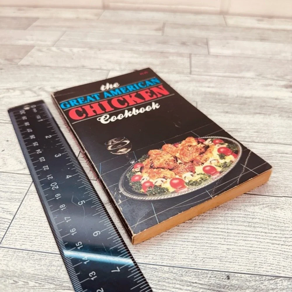 THE GREAT AMERICAN CHICKEN‎ Cookbook by IONA NIXON Paperback 1982 Vtg PB